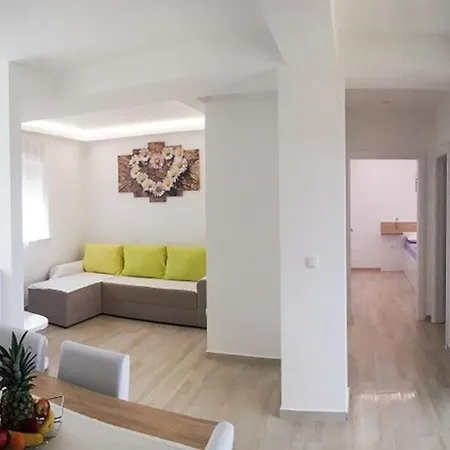 In Ljubac/zadar Riviera 31380 Apartment *